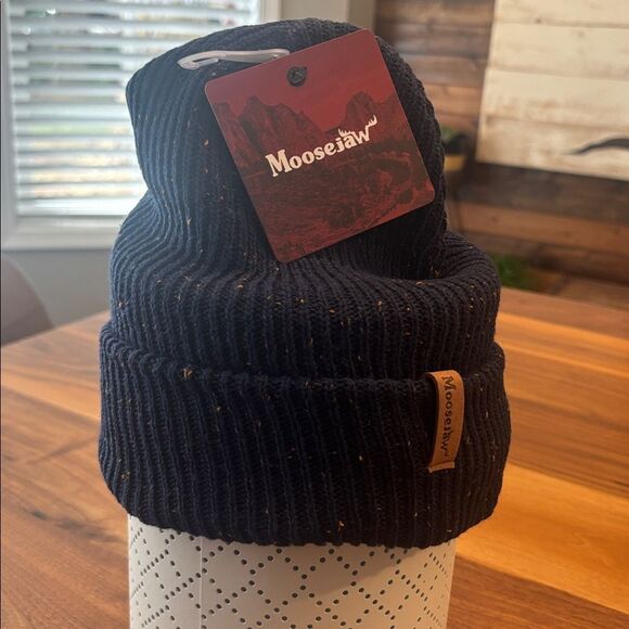 NWT New Moosejaw Navy Winterfetti Midnight Beanie Hat One Size - Picture 5 of 5